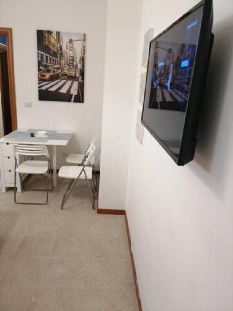 Trilocale Zona Loreto Mm1 - Viale Monza 10 Leilighet Milano Eksteriør bilde